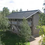 Santa's Little Village - Uitonniemi