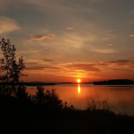 Santa's Little Village - Uitonniemi