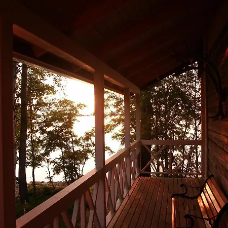 Ξενοδοχείο Santa's Little Village - Uitonniemi 2*