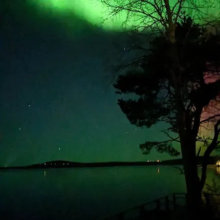 Santa's Little Village - Uitonniemi ホテル