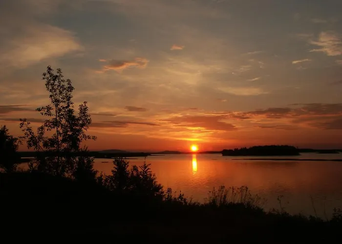 Santa's Little Village - Uitonniemi