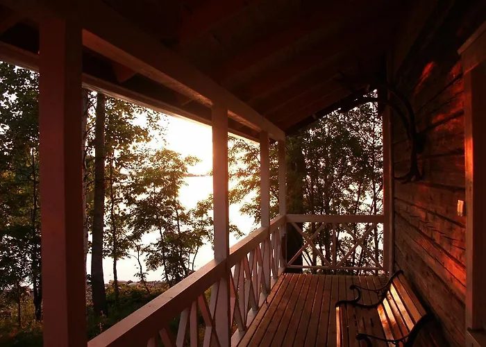 فندق Santa's Little Village - Uitonniemi 2*