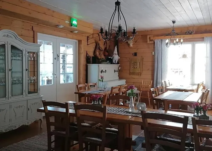 Santa's Little Village - Uitonniemi فندق