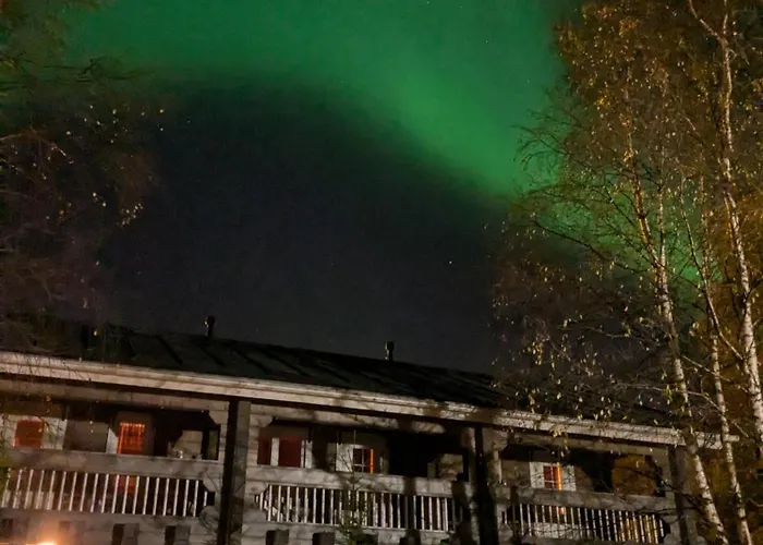 Santa's Little Village - Uitonniemi 2*